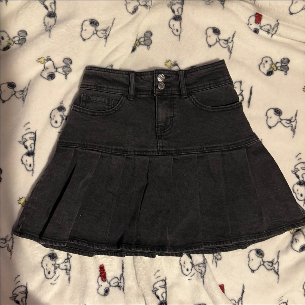 Black Pleated Denim Mini Skirt